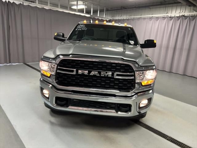 2022 RAM 3500 Chassis Tradesman/SLT