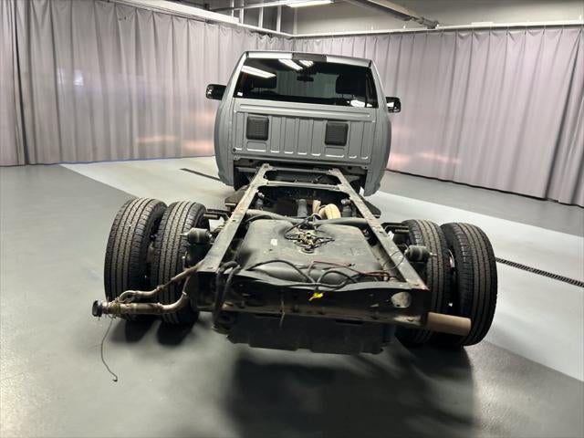 2022 RAM 3500 Chassis Tradesman/SLT