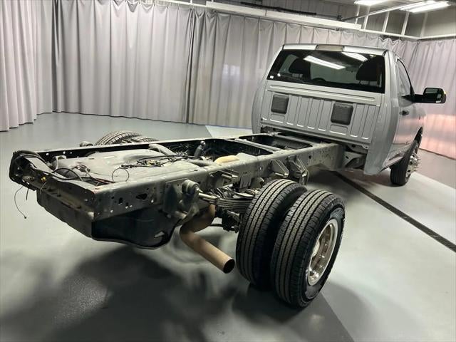 2022 RAM 3500 Chassis Tradesman/SLT